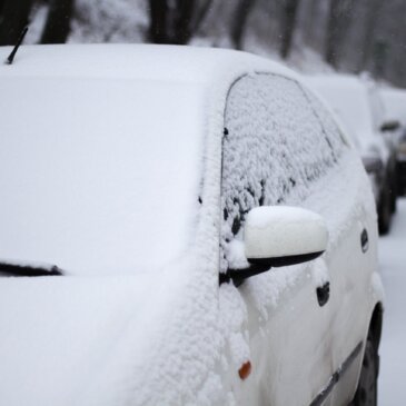 Ciężka zimowa pogoda wpływa na miliony ludzi w całych Stanach Zjednoczonych